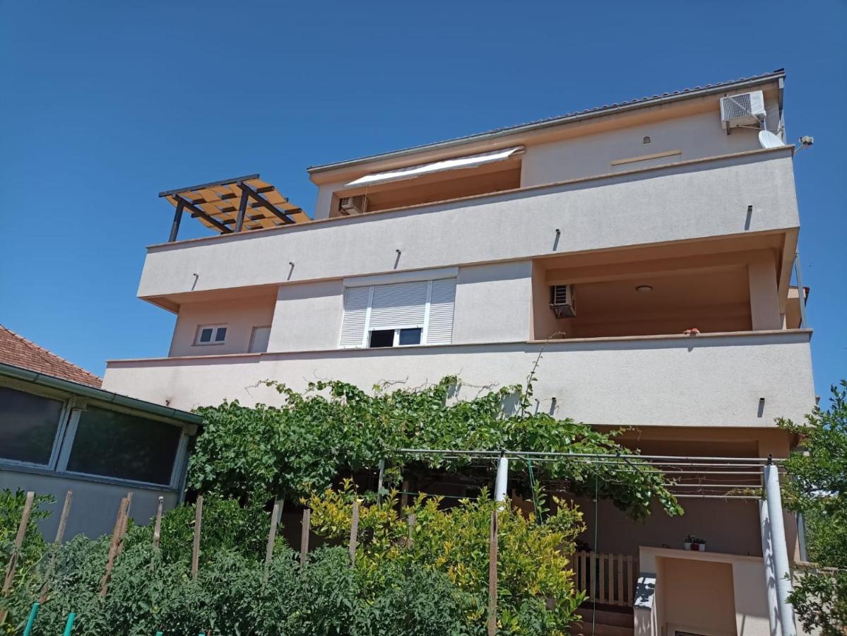 Sunny Apartments 比比涅 外观 照片